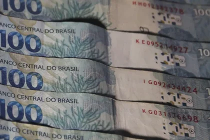Notas de R$ 100